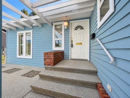 Photo 4 at 33522 Blueberry Drive, Mission BC, Mission