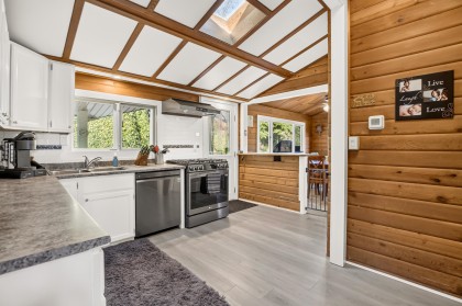 Photo 8 at 9560 Monte Vista Street, Mission BC, Mission