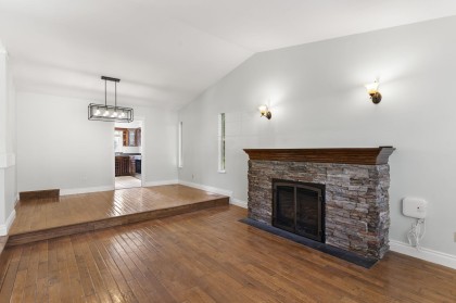 Photo 3 at 33480 Blueberry Drive, Mission BC, Mission