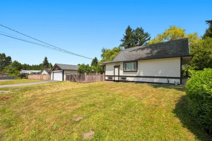 Photo 32 at 20259 Wanstead Street, Southwest Maple Ridge, Maple Ridge