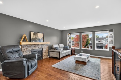 Photo 5 at 12272 233a Street, East Central, Maple Ridge