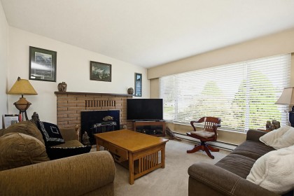 Photo 3 at 11895 230 Street, East Central, Maple Ridge