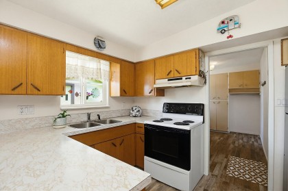 Photo 9 at 11895 230 Street, East Central, Maple Ridge