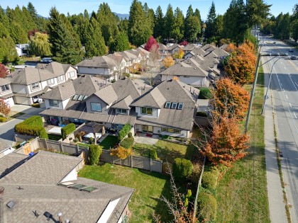 Photo 4 at 32 - 11860 210th Street, Southwest Maple Ridge, Maple Ridge