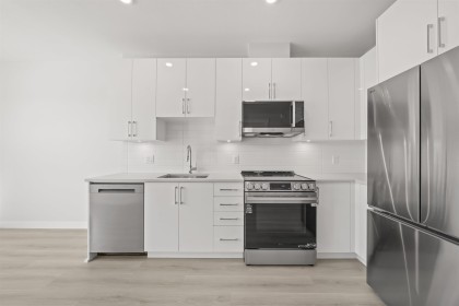 Photo 3 at 417 - 8423 Cedar Street, Mission BC, Mission