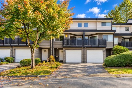 Photo 2 at 16 - 12120 189a Street, Central Meadows, Pitt Meadows