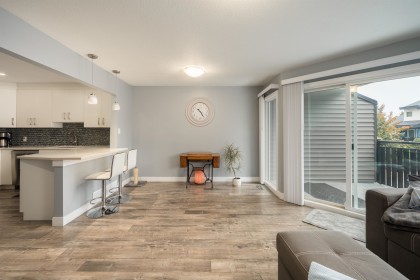 Photo 7 at 16 - 12120 189a Street, Central Meadows, Pitt Meadows
