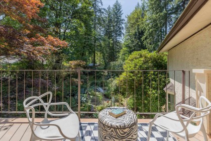 Photo 12 at 23942 Fern Crescent, Silver Valley, Maple Ridge