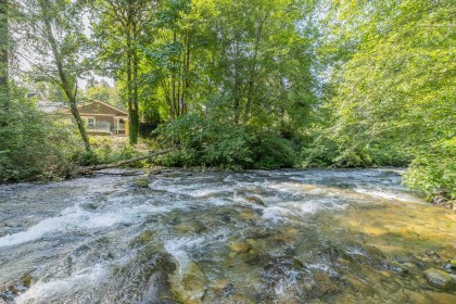 Photo 36 at 23942 Fern Crescent, Silver Valley, Maple Ridge