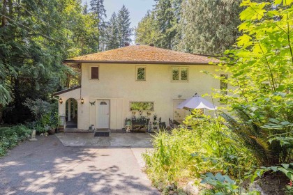 Photo 1 at 23942 Fern Crescent, Silver Valley, Maple Ridge