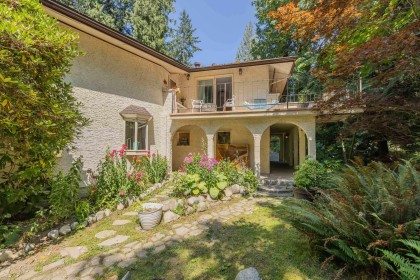 Photo 20 at 23942 Fern Crescent, Silver Valley, Maple Ridge