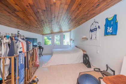 Photo 15 at 23942 Fern Crescent, Silver Valley, Maple Ridge