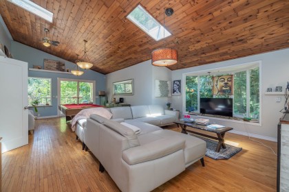 Photo 4 at 23942 Fern Crescent, Silver Valley, Maple Ridge
