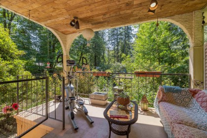 Photo 8 at 23942 Fern Crescent, Silver Valley, Maple Ridge