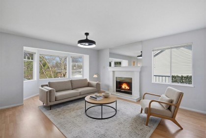 Photo 3 at 5 - 11954 Hawthorne Street, Cottonwood MR, Maple Ridge