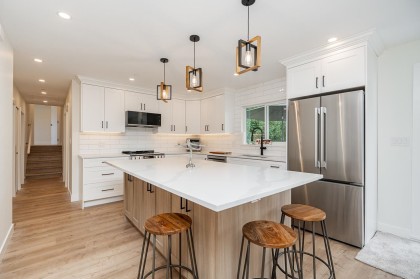 Photo 2 at 11853 Glenhurst Street, Cottonwood MR, Maple Ridge