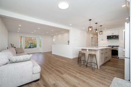 Photo 6 at 11853 Glenhurst Street, Cottonwood MR, Maple Ridge