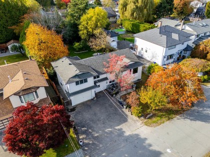 Photo 3 at 11853 Glenhurst Street, Cottonwood MR, Maple Ridge
