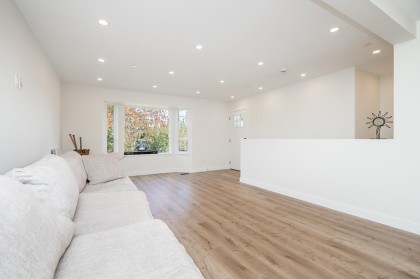 Photo 14 at 11853 Glenhurst Street, Cottonwood MR, Maple Ridge