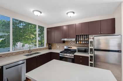Photo 3 at 10280 242b Street, Albion, Maple Ridge